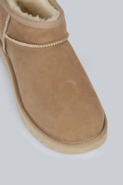 UGG CLASSIC ULTRA MINI BOOT WOMEN'S SAND