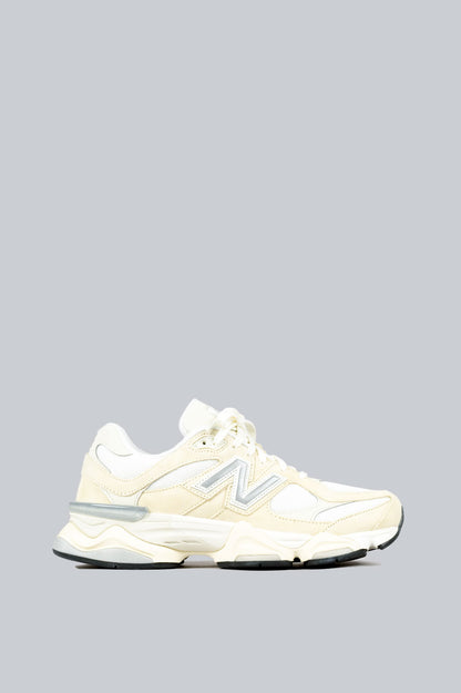 NEW BALANCE 9060 CALCIUM