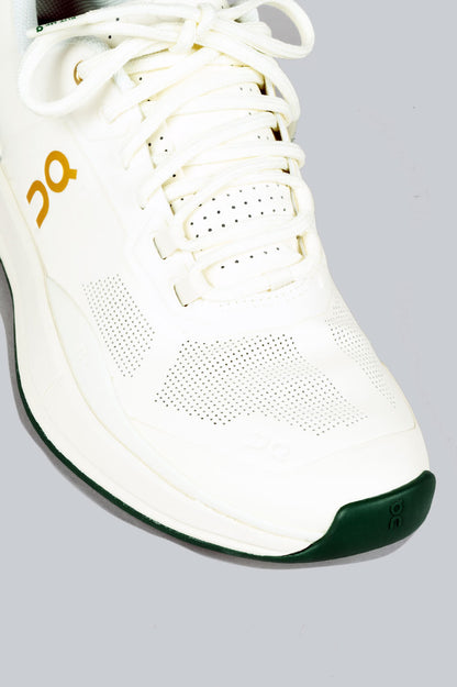 ON FOOTWEAR THE ROGER PRO BEAMS WHITE GREEN