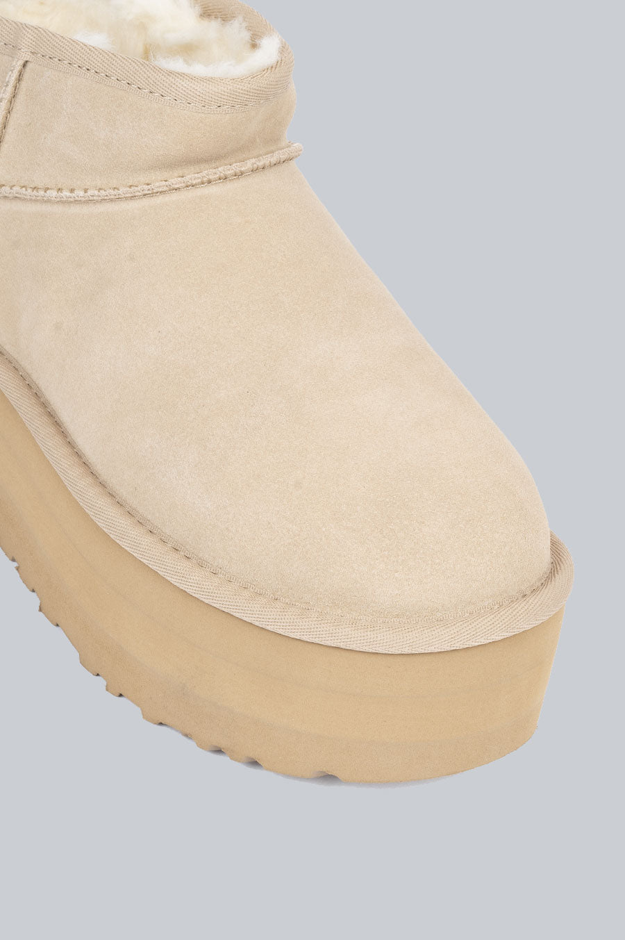 UGG CLASSIC ULTRA MINI PLATFORM WOMEN'S SAND