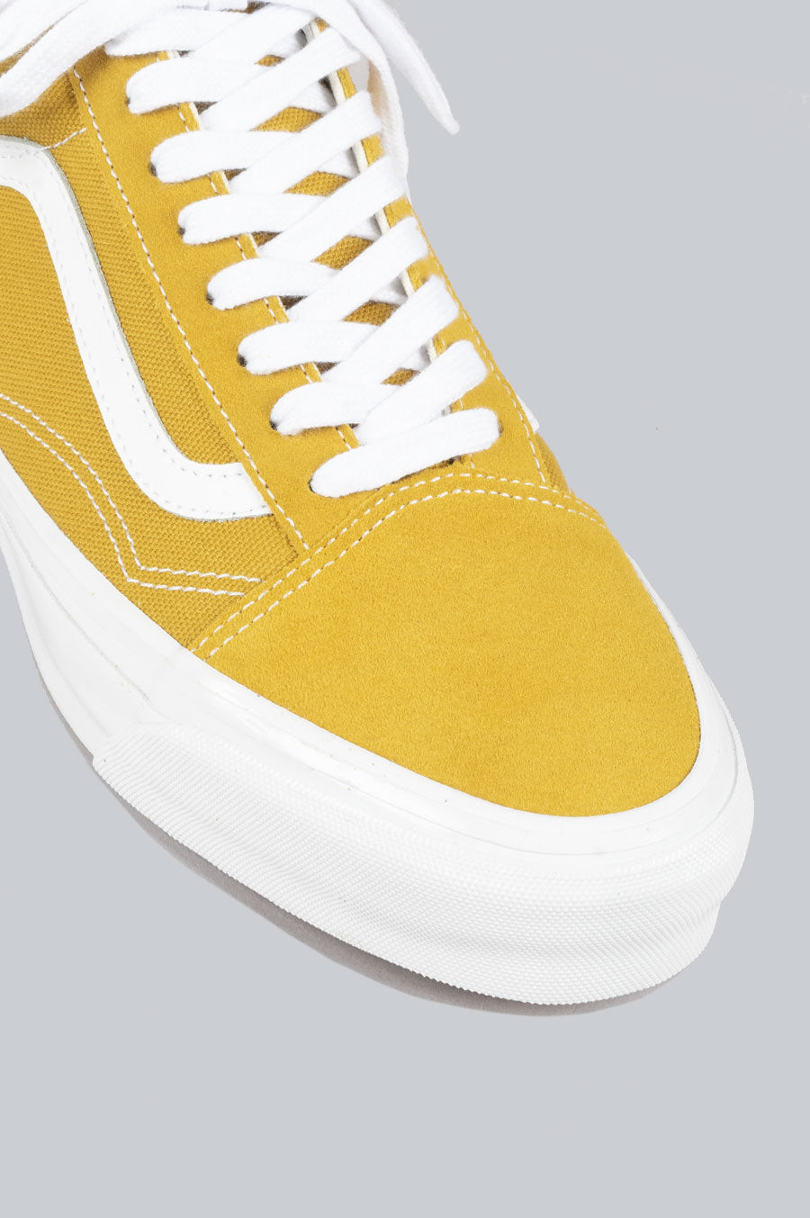 Gold fashion vans sneakers