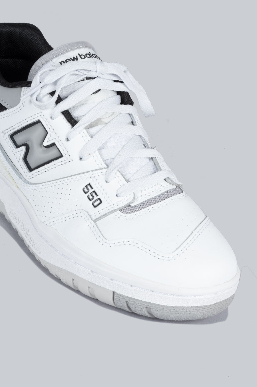 NEW BALANCE BB550 WHITE GREY BLACK