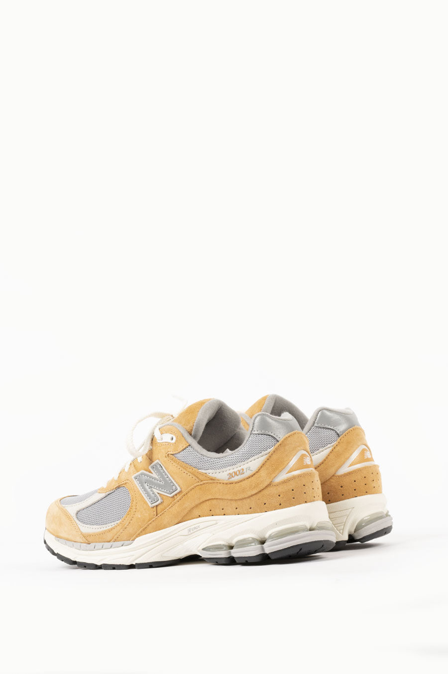 NEW BALANCE M2002RHM SWEET CARAMEL