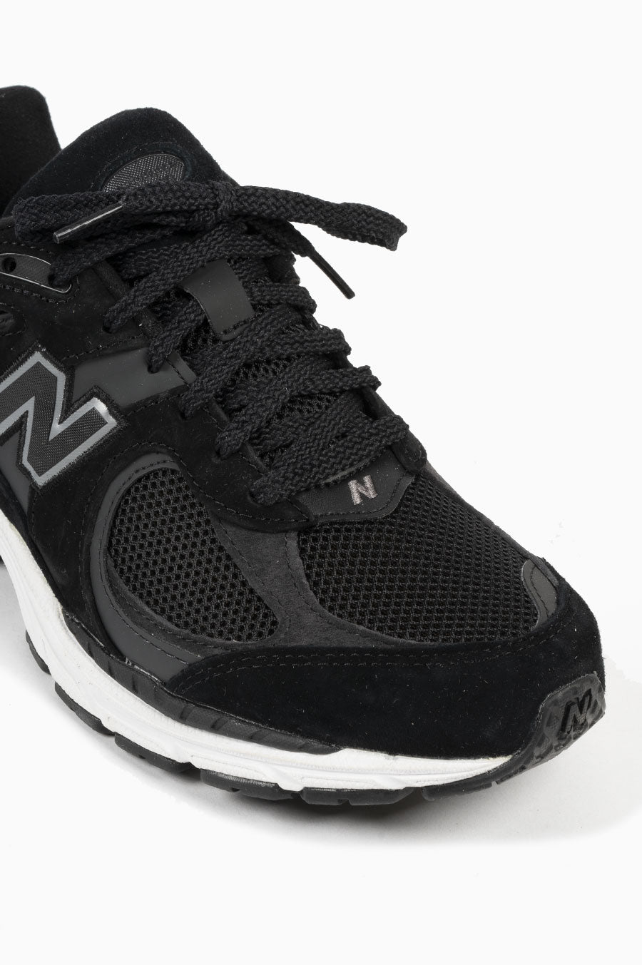 NEW BALANCE 2002R BLACK GUNMETAL