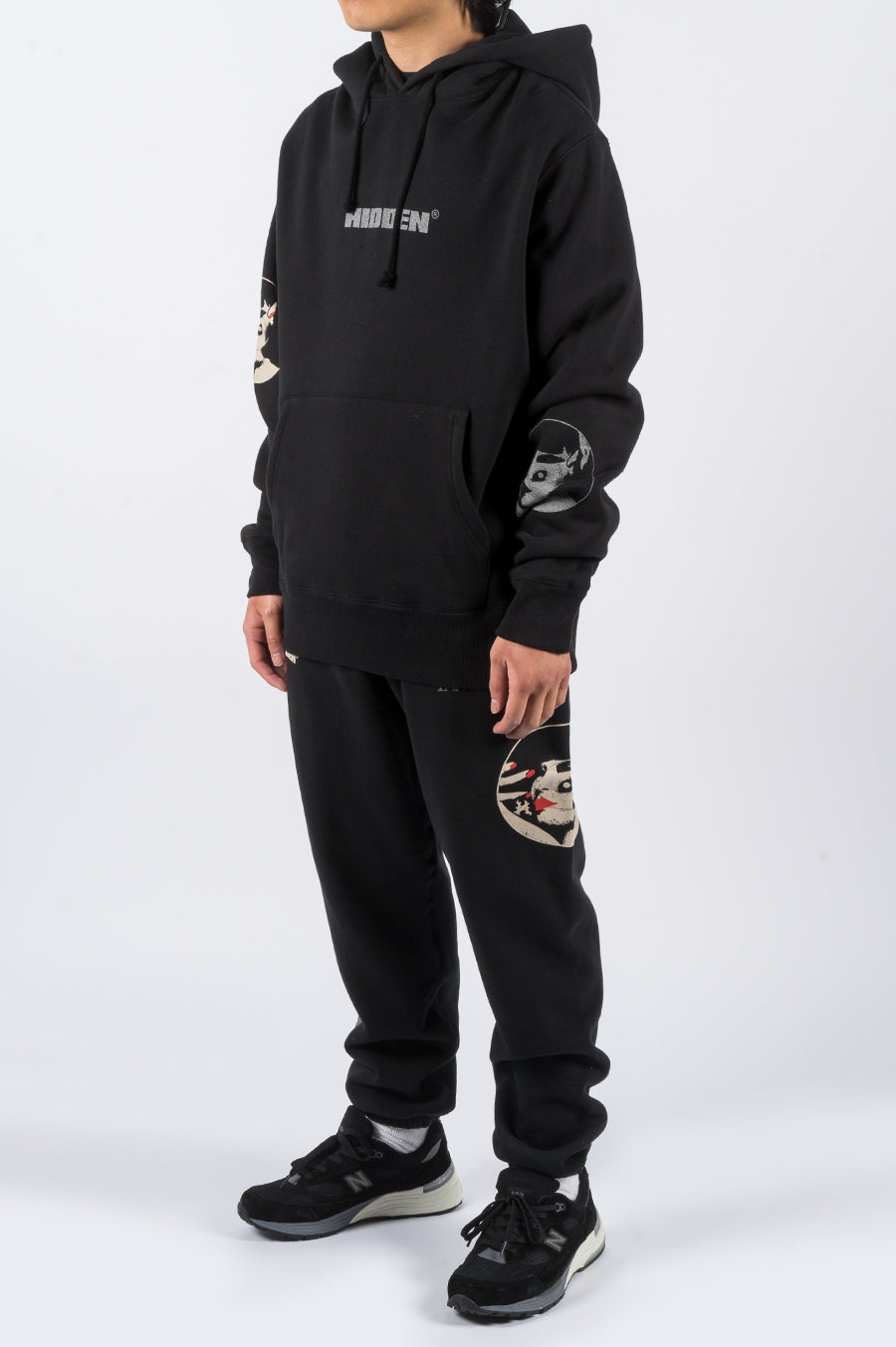 HIDDEN CHARACTERS INNOCENCE HOODY BLACK